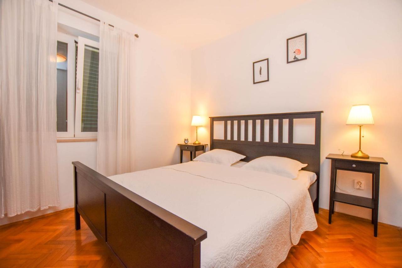 Apartmani Mara Pakostane Luaran gambar